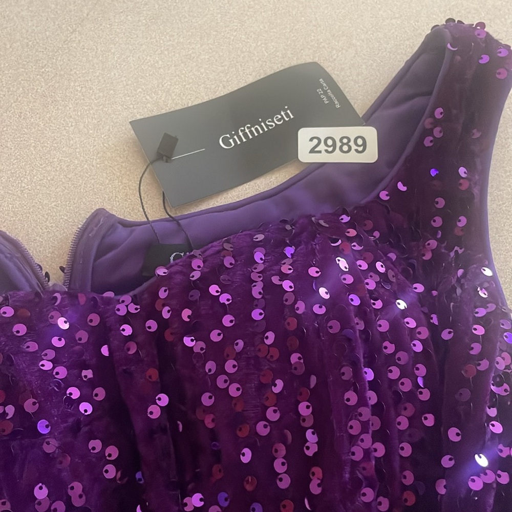Purple sequined gown splint front with train Built in bra. Back zipper. NWT - Picture 10 of 10